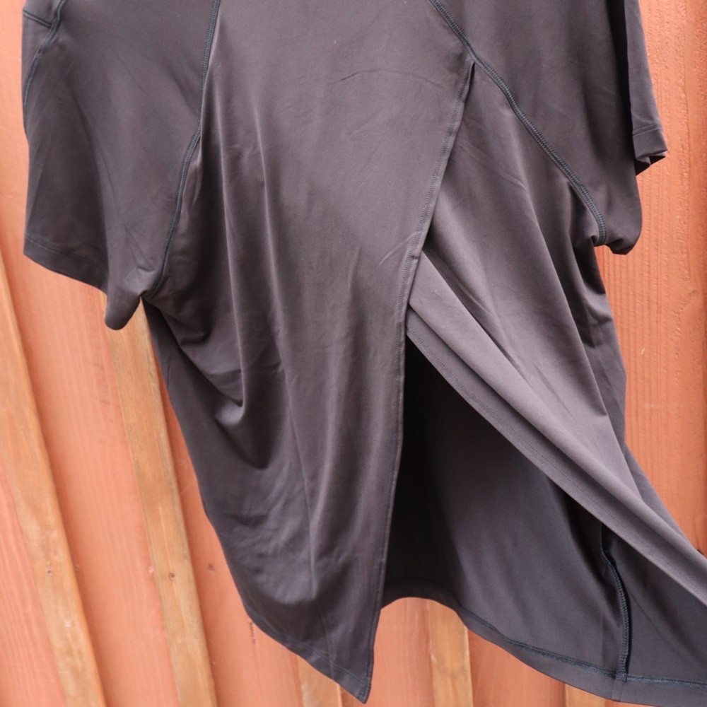 Athleta Black Workout Yoga Gym Open Back T Shirt size Medium Women - Picture 6 of 12